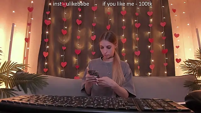 Snapshot of Anna_Fink chatting on 14, 2, 2025 Anna Fink online show from 14, 2, 2025