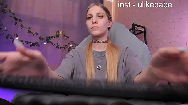 Snapshot of Anna_Fink chatting on 22, 2, 2025 Anna Fink online show from 22, 2, 2025