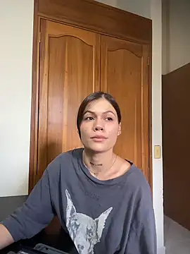 Mojiitoo online show from 11, 11, 2025