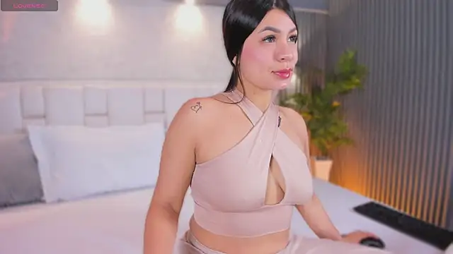 Snapshot of ValeriaGarcia chatting on 19, 5, 2026 ValeriaGarcia online show from 19, 5, 2026