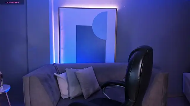 KendraClarkX online show from 6, 4, 2026