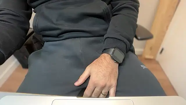 rickyi2023 online show from 5, 11, 2025