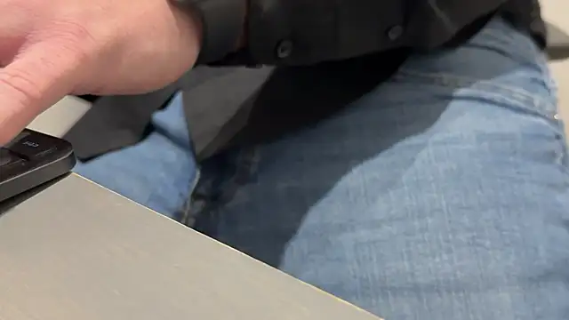 rickyi2023 online show from 5, 2, 2026