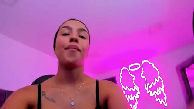 xiomara  cortes online show from 4, 11, 2025