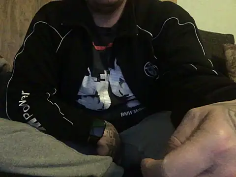 Snapshot of steveindahouse chatting on 19, 3, 2025 steveindahouse online show from 19, 3, 2025
