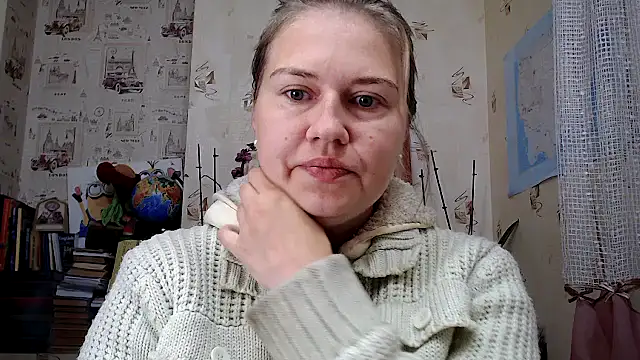 Snapshot of dream_alexa chatting on 8, 10, 2025 dream alexa online show from 8, 10, 2025