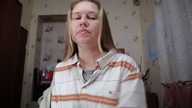 Snapshot of dream_alexa chatting on 7, 11, 2025 dream alexa online show from 7, 11, 2025