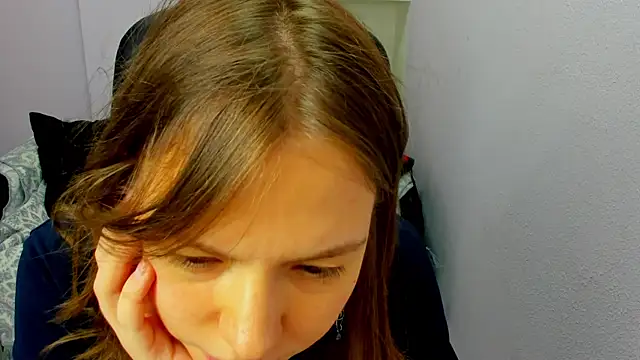 Persephoni online show from 19, 4, 2026