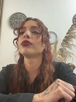 LiaVillalobos online show from 20, 4, 2026