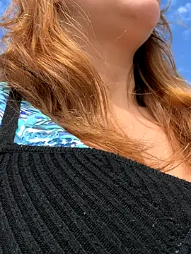 LeaGambit   online show from 10, 10, 2025