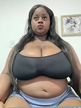 Snapshot of sharik-browns chatting on 17, 6, 2026 sharik-browns online show from 17, 6, 2026