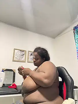 Snapshot of sharik-browns chatting on 24, 6, 2026 sharik-browns online show from 24, 6, 2026