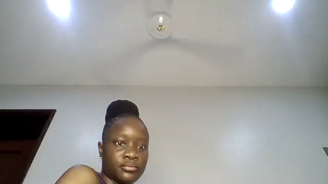 sweet sassy  online show from 15, 4, 2026