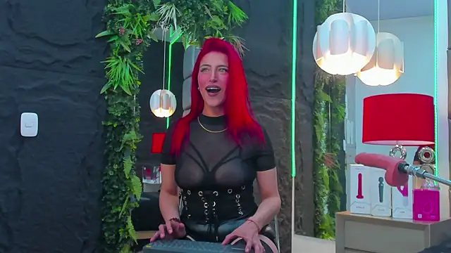 AllissaBrowm online show from 13, 4, 2026