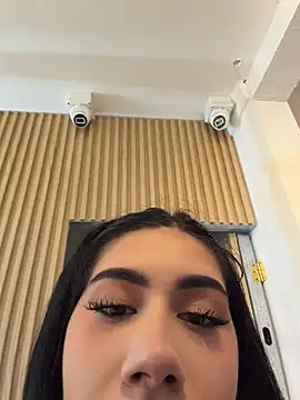 clarachanelricek online show from 8, 4, 2026