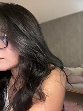 clarachanelricek online show from 18, 2, 2025