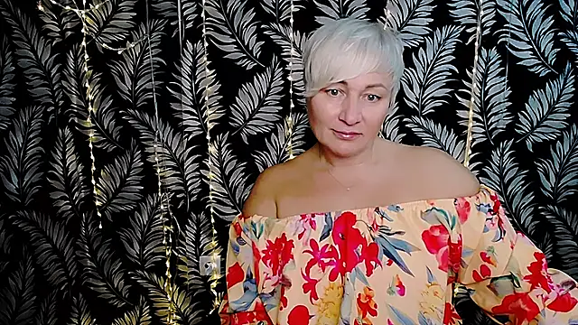 Olivia playful online show from 2, 11, 2025