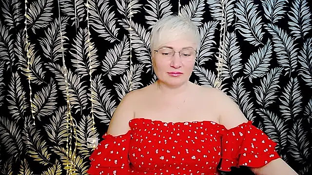 Olivia playful online show from 3, 5, 2026