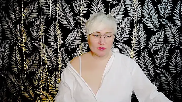 Olivia playful online show from 30, 5, 2026