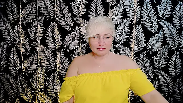 Olivia playful online show from 15, 3, 2026