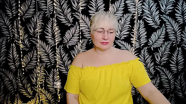 Olivia playful online show from 2, 4, 2026