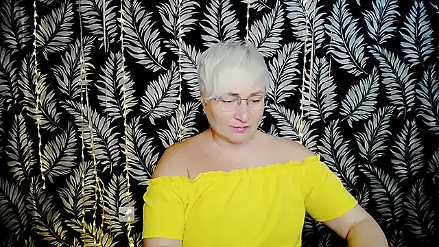Snapshot of Olivia_playful chatting on 20, 6, 2026 Olivia playful online show from 20, 6, 2026
