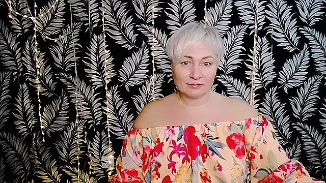 Olivia playful online show from 5, 12, 2025