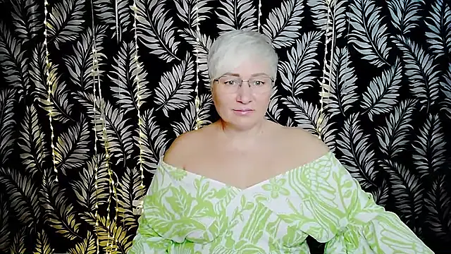 Snapshot of Olivia_playful chatting on 12, 7, 2026 Olivia playful online show from 12, 7, 2026