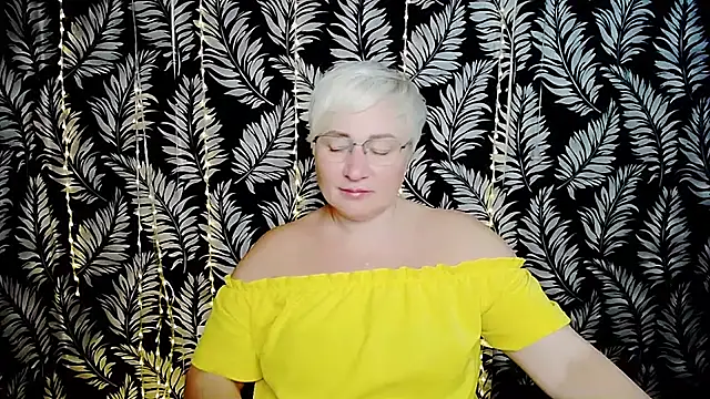 Snapshot of Olivia_playful chatting on 26, 6, 2026 Olivia playful online show from 26, 6, 2026