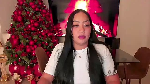 brunetenikole02 online show from 18, 12, 2025