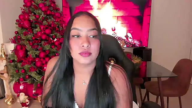 brunetenikole02 online show from 19, 12, 2025