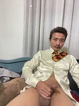 Satinshirt1992 online show from 16, 12, 2025