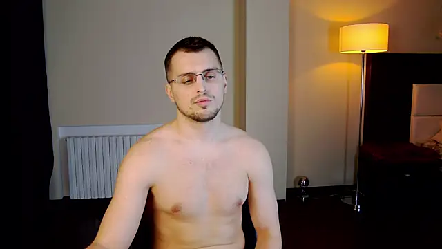 Snapshot of Friend12321 chatting on 16, 2, 2025 Friend12321 online show from 16, 2, 2025