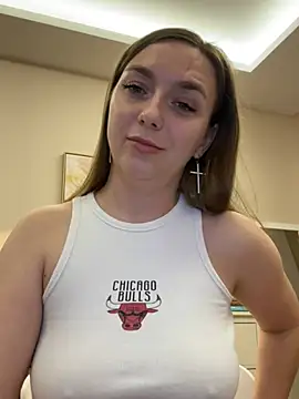 Snapshot of Janeee chatting on 5, 2, 2025 Janeee online show from 5, 2, 2025