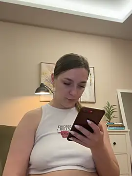 Snapshot of Janeee chatting on 5, 2, 2025 Janeee online show from 5, 2, 2025