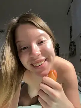 Snapshot of kimczii chatting on 11, 5, 2026 kimczii online show from 11, 5, 2026