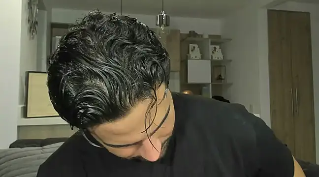 BradleySmithx online show from 20, 3, 2025