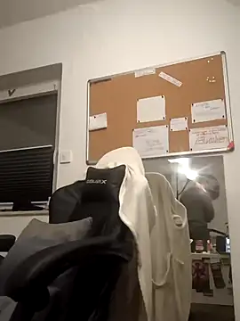 Snapshot of Youngtimer_1997 chatting on 5, 1, 2025 Youngtimer 1997 online show from 5, 1, 2025