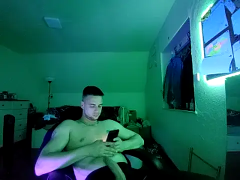 Snapshot of Youngtimer_1997 chatting on 22, 3, 2025 Youngtimer 1997 online show from 22, 3, 2025