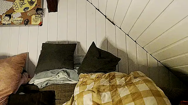 Snapshot of Youngtimer_1997 chatting on 23, 10, 2025 Youngtimer 1997 online show from 23, 10, 2025