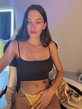 julia fly online show from 11, 6, 2026