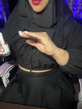 Snapshot of Jameela chatting on 15, 10, 2025 Jameela online show from 15, 10, 2025