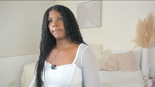 ZOEGARNER01 online show from 1, 3, 2026