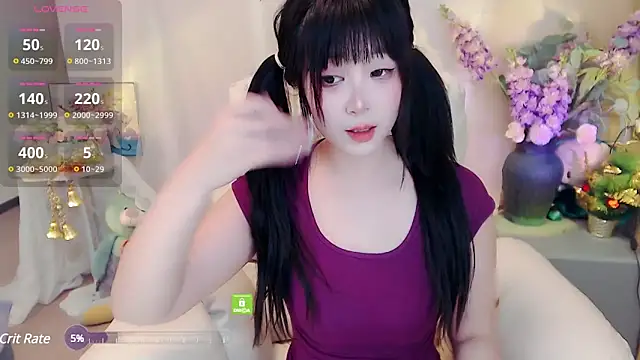 Snapshot of yoyoyo_99 chatting on 8, 3, 2025 yoyoyo 99 online show from 8, 3, 2025