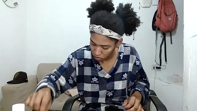 Snapshot of angelamarie1 chatting on 12, 11, 2025 angelamarie1 online show from 12, 11, 2025