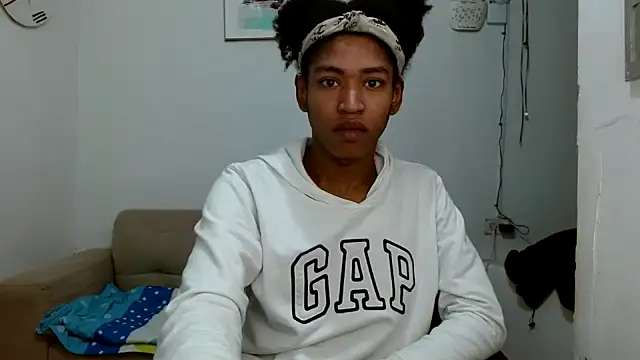 angelamarie1 online show from 13, 3, 2026