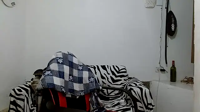 angelamarie1 online show from 30, 4, 2026