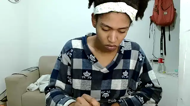 Snapshot of angelamarie1 chatting on 26, 11, 2025 angelamarie1 online show from 26, 11, 2025