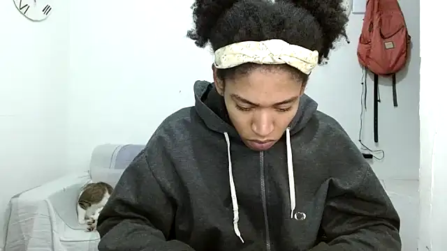 Snapshot of angelamarie1 chatting on 11, 10, 2025 angelamarie1 online show from 11, 10, 2025