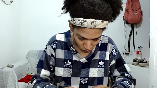 Snapshot of angelamarie1 chatting on 18, 10, 2025 angelamarie1 online show from 18, 10, 2025